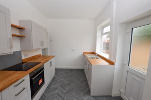 Kitchen- click for photo gallery